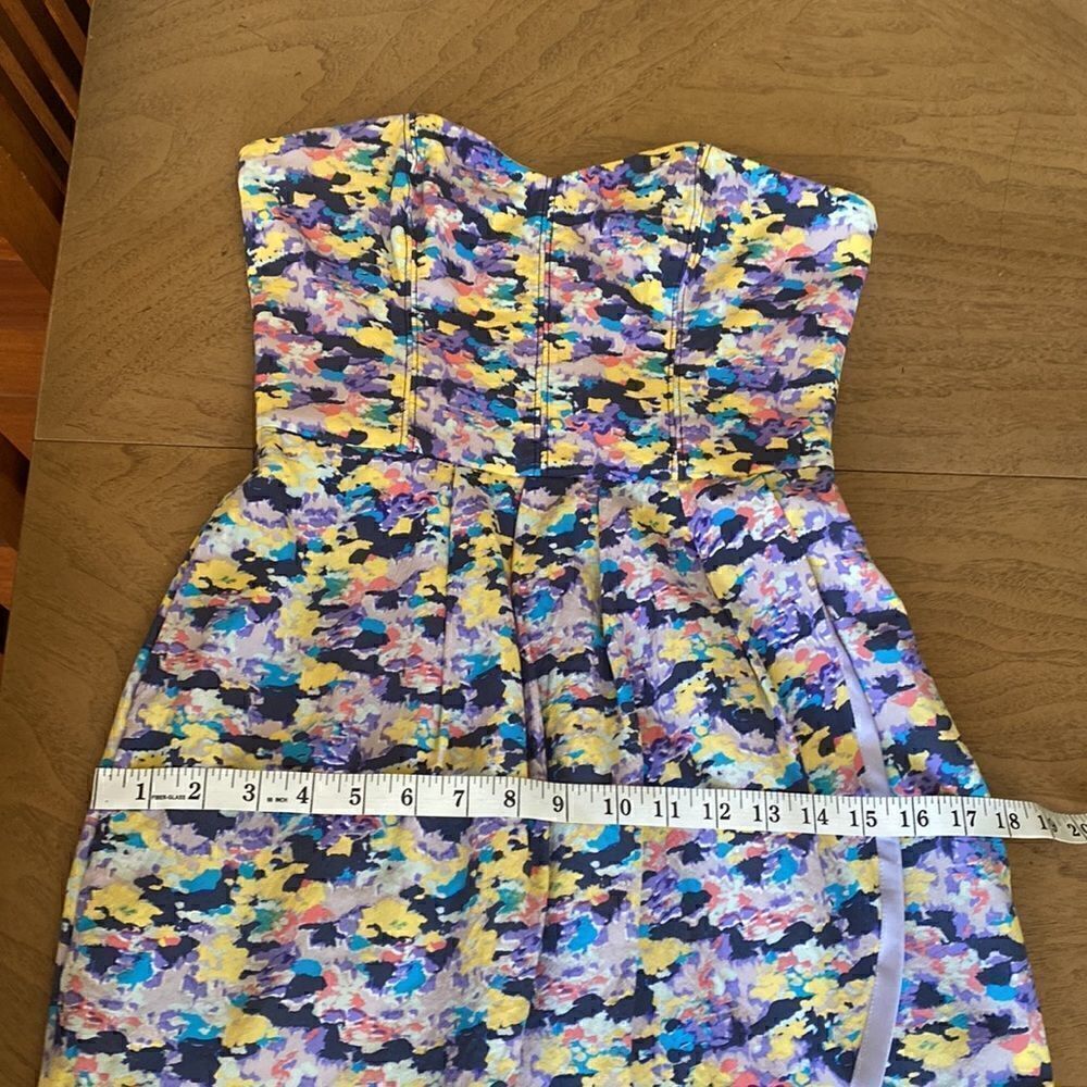 Charlotte Ronson Mini Sweetheart Strapless Dress in Abstract Watercolor Size 4 - Picture 12 of 14